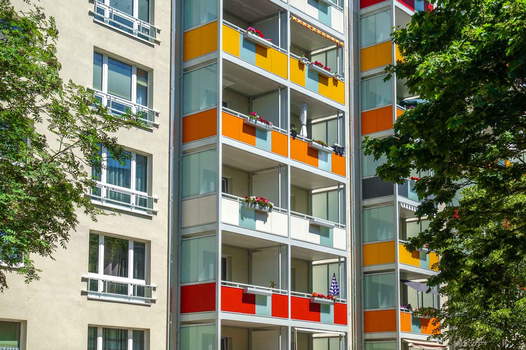 Wohnungen mit Balkon zur Staffelmiete.