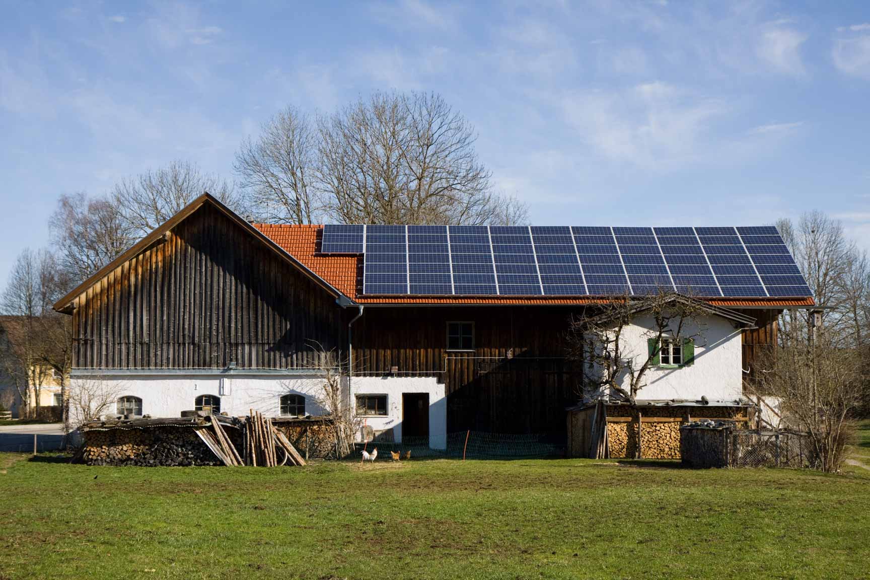 Bauernhaus mit Photovoltaik